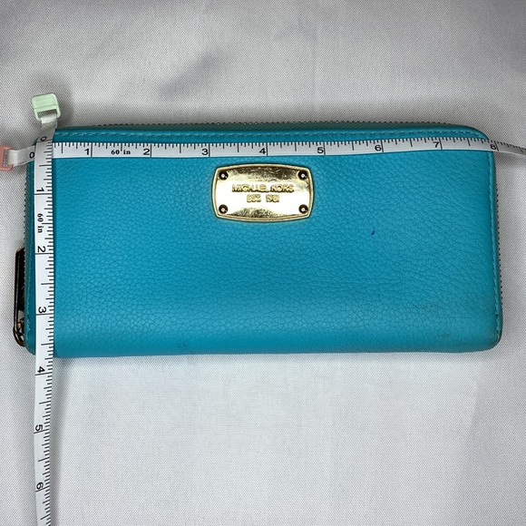 Michael Kors Wallet Tiffany Blue Preloved - Picture 8 of 8